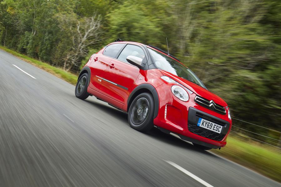  Citroen C1 Urban Ride 2018 года  (UK) (фото 8 из 13)